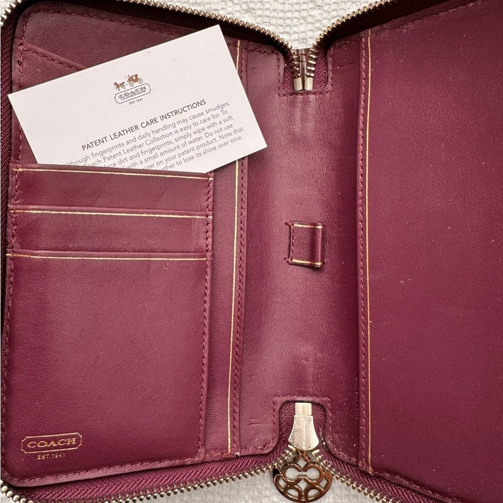 RARE!! COACH eggplant Patent Leather Zip-Around Wallet